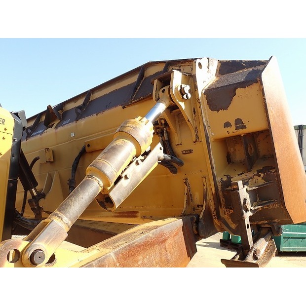 2017 كاتربيلر D7E-48397384