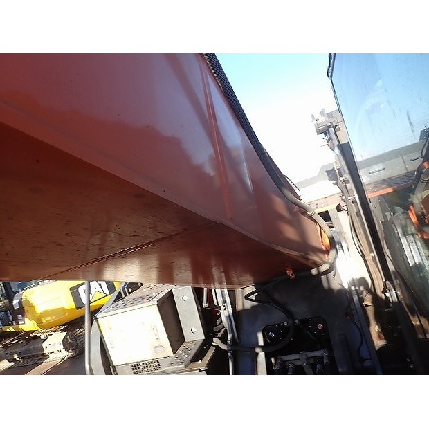 2020 Hitachi ZX330LC-6-48398334