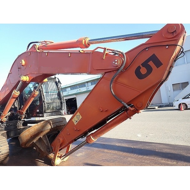 2020 Hitachi ZX330LC-6-48398338