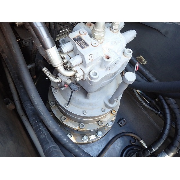 2020 Hitachi ZX330LC-6-48398343