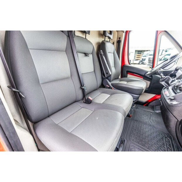 2016 Peugeot BOXER-48399129