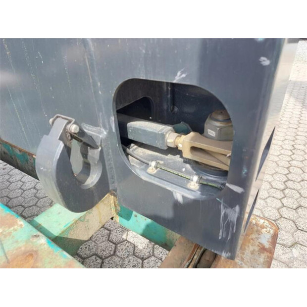 2023 بروما S1462600-48399364