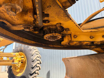 1997-caterpillar-140h-1471184-48400400
