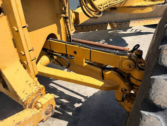 2005-caterpillar-140hii-1471185-48400444