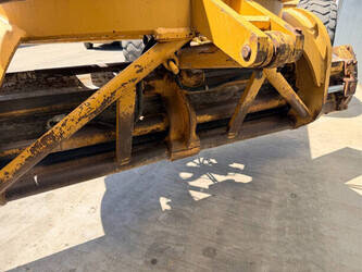 2005-caterpillar-140hii-1471185-48400450