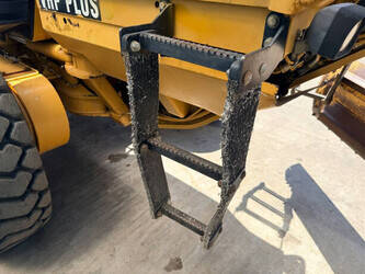 2005-caterpillar-140hii-1471185-48400452