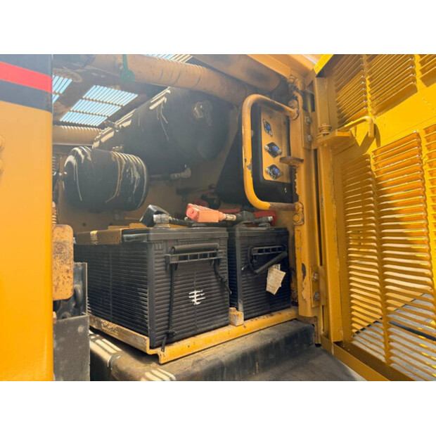 2005 Caterpillar 140HII-48400459