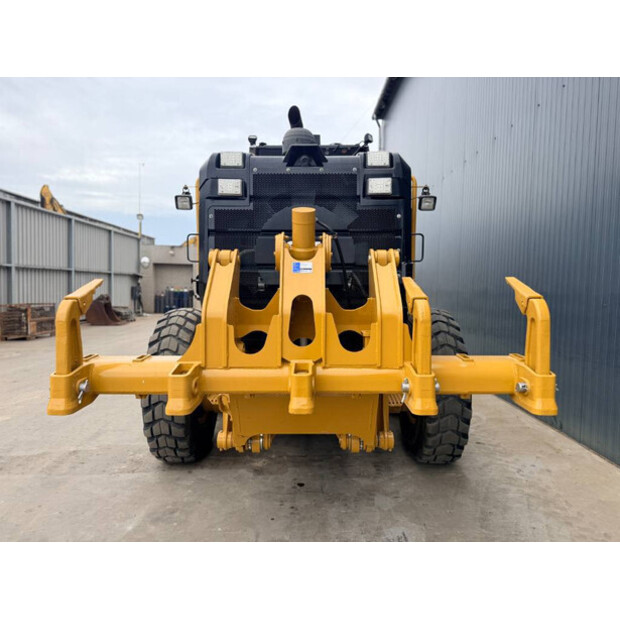 2015 Caterpillar 140M3-48400724
