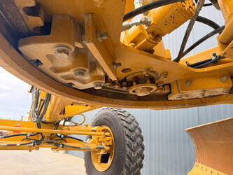 2015-caterpillar-140m3-1471191-48400732