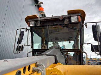 2010-volvo-g930-ce-1471192-48400759