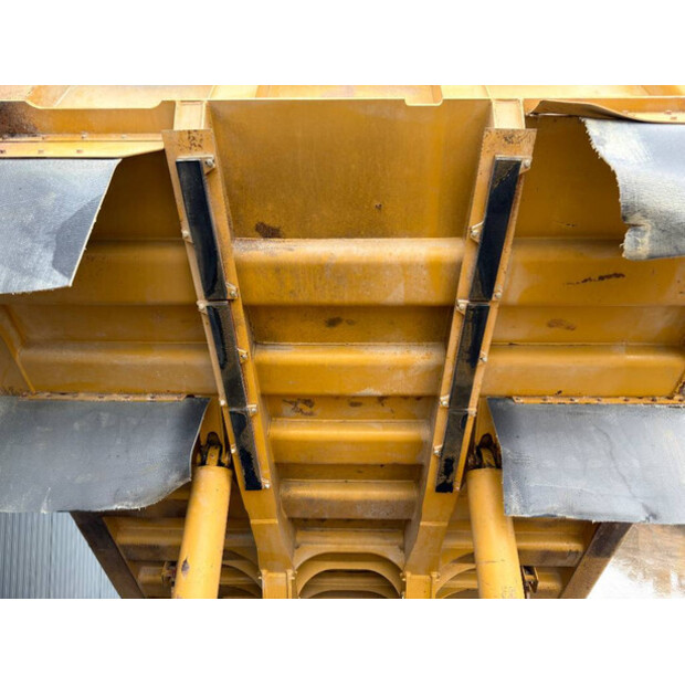 2005 Caterpillar 775E-48400836