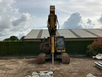 2013-komatsu-pc240lc-10-1471207-48401644