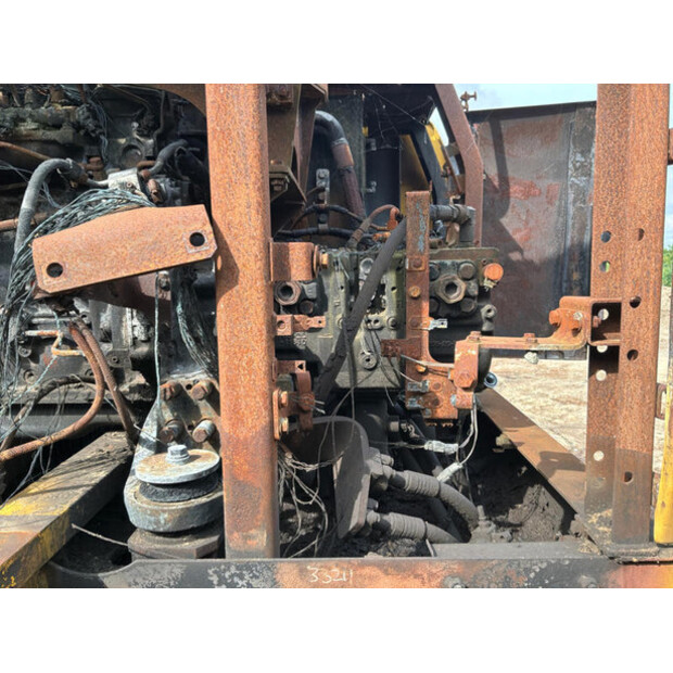 2013 Komatsu PC240LC-10-48401656