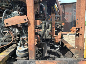 2013-komatsu-pc240lc-10-1471207-48401656