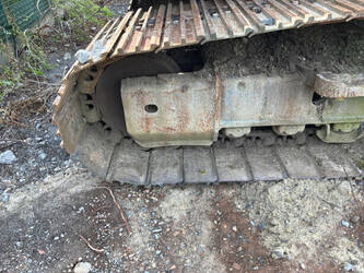 2013-komatsu-pc240lc-10-1471207-48401658
