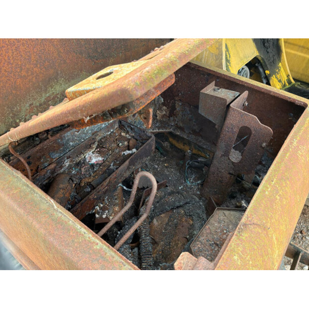 2013 Komatsu PC240LC-10-48401674