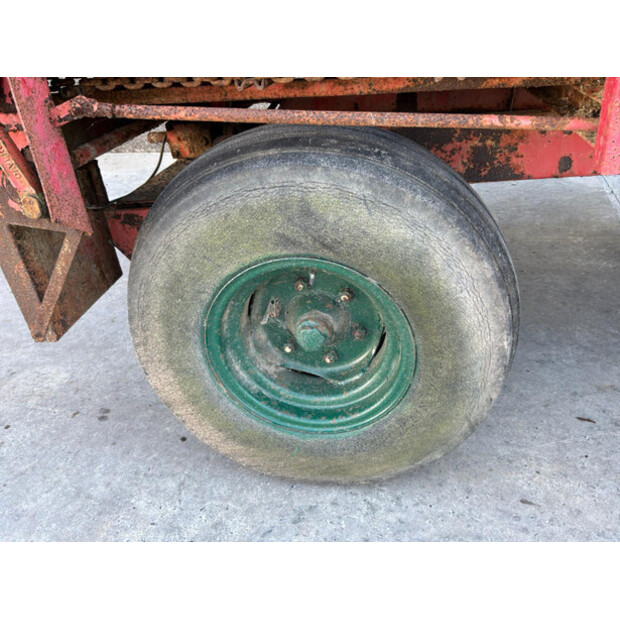 1973 Cavero T400-48402003