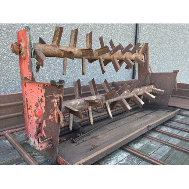 1973 Cavero T400-48402009