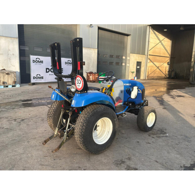 2013 New Holland Boomer LA 25-48402056
