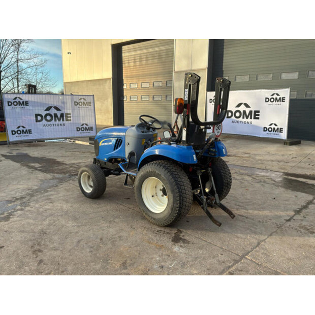 2013 New Holland Boomer LA 25-48402058