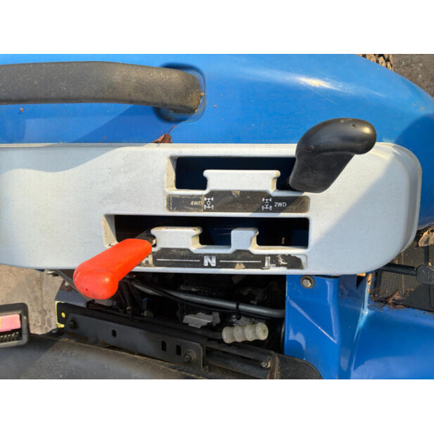 2013 New Holland Boomer LA 25-48402062