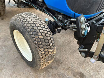 2013-new-holland-boomer-la-25-48402077