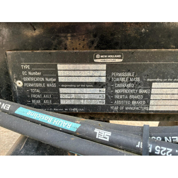 2013 New Holland Boomer LA 25-48402089