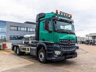 2014-mercedes-benz-arocs-2643-1471238-48402524