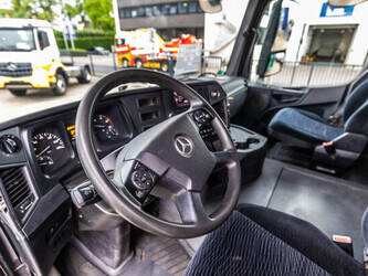 2014-mercedes-benz-arocs-2643-1471238-48402527