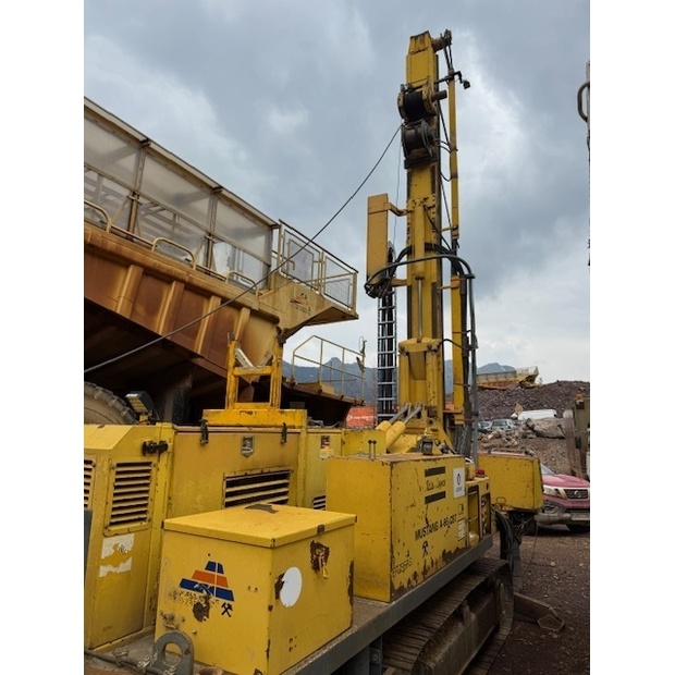 2018 Keestrack R3e-48410044