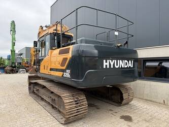 2017-hyundai-hx220l-1471296-48410675