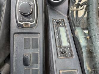 2017-hyundai-hx220l-1471296-48410692