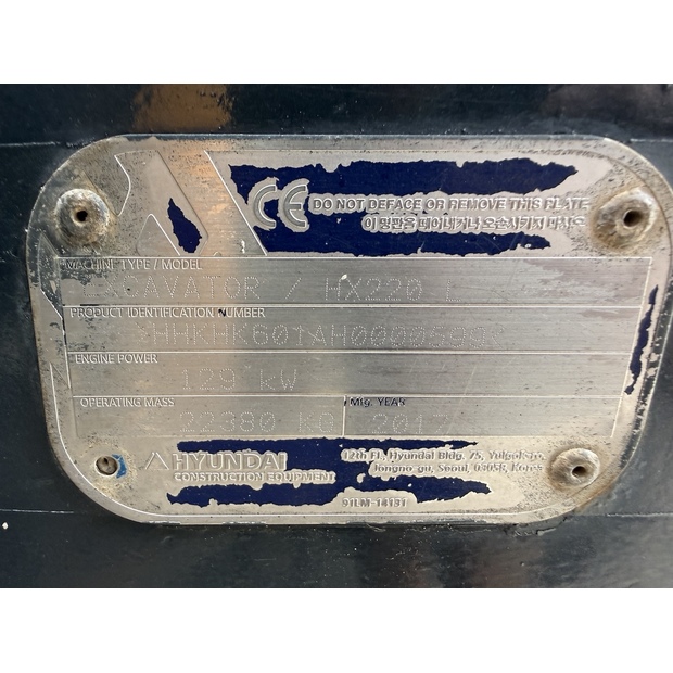 2017 هيونداي HX220L-48410697