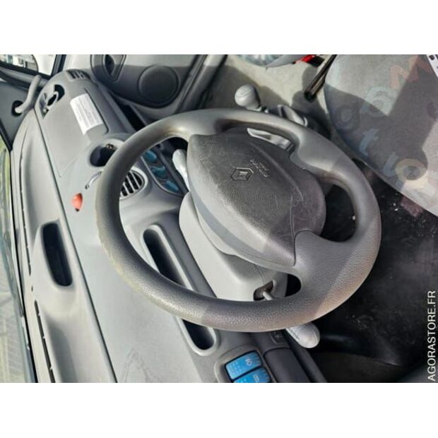Renault Twingo-48414181