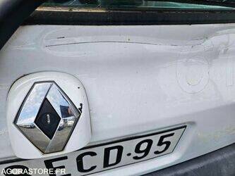 renault-twingo-1471313-48414195