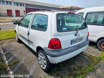 renault-twingo-1471313-48414201