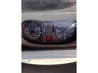 renault-master-1471362-48415205