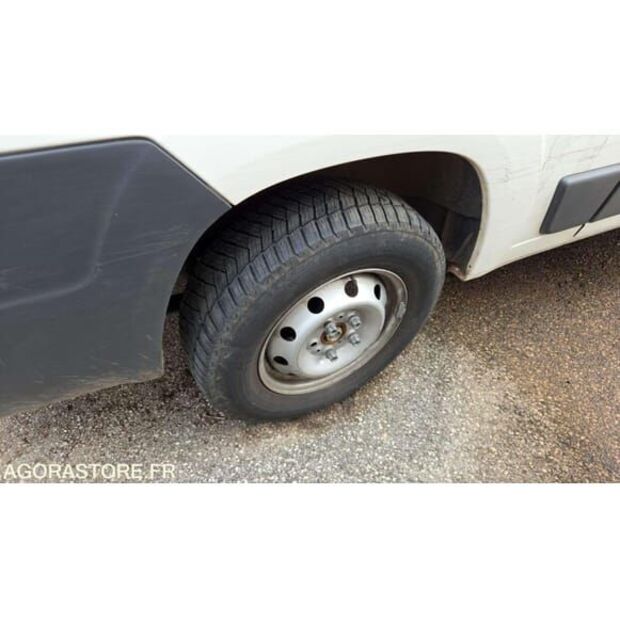 2016 Peugeot BOXER-48420600