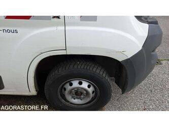 2016-peugeot-boxer-1467306-48420603