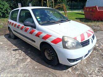 2007-renault-clio-1456776-48421432