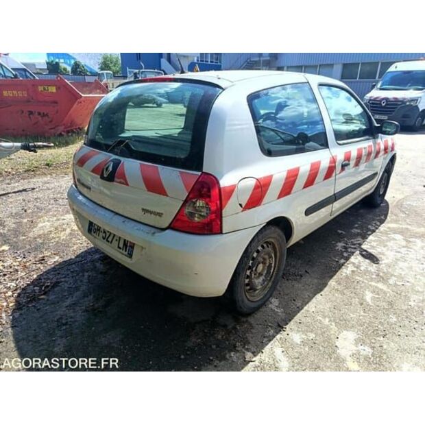 2007 Renault Clio-48421434