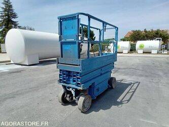 2008-jlg-2030es-1281171-48421852