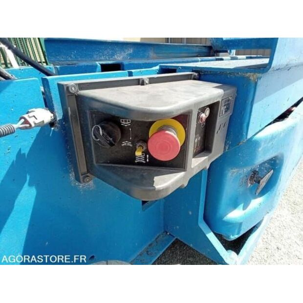 2008 جيه ال جي 2030ES-48421874