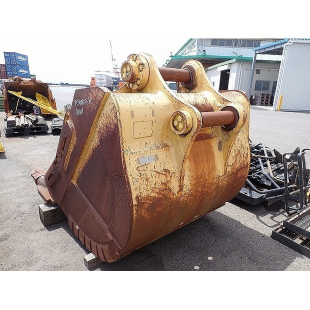 2019 Komatsu PC700LC-11-48423741
