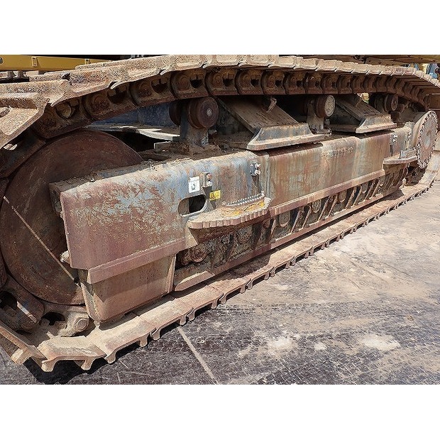 2019 Komatsu PC700LC-11-48423748