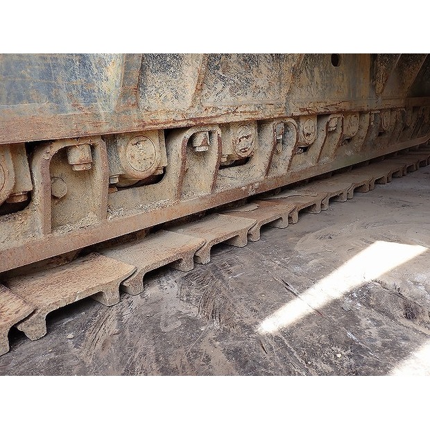 2019 Komatsu PC700LC-11-48423765