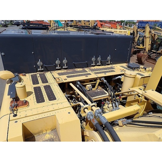 2019 Komatsu PC700LC-11-48423789