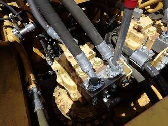 2019-komatsu-pc700lc-11-1471503-48423790