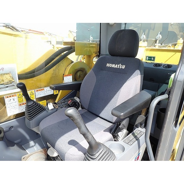 2019 Komatsu PC700LC-11-48423800