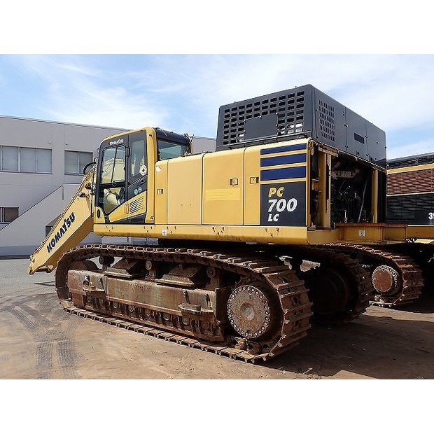 2019 Komatsu PC700LC-11-48423812